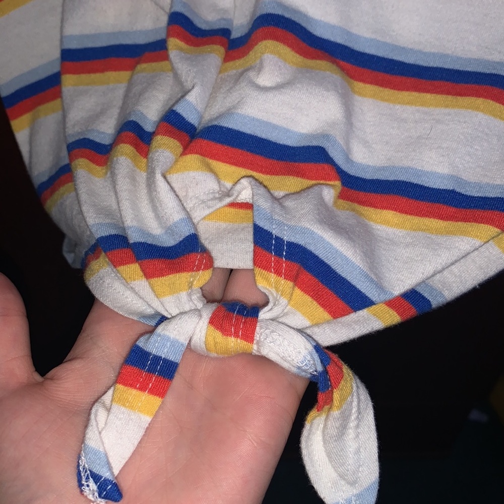 Crop Top - Picture 3 of 4